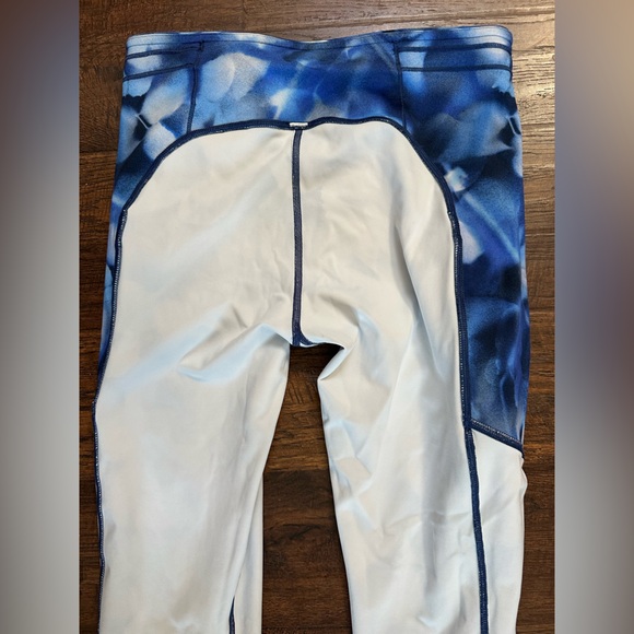 Lululemon Speed Up Tight 28" Size 6 blush blossom alpine white midnight navy - Picture 4 of 11